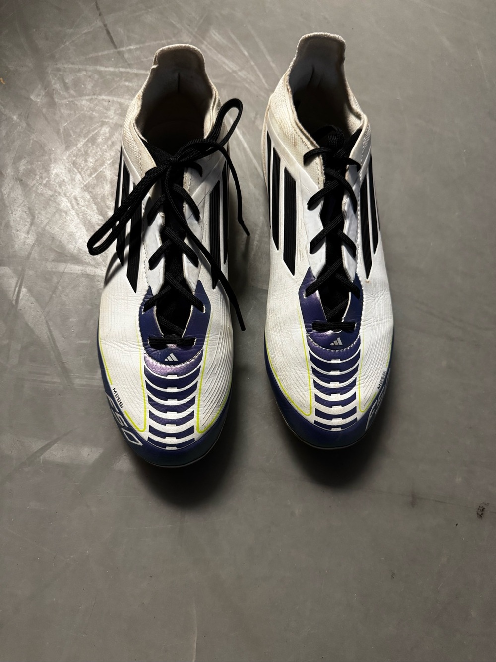 Adidas Messi F50 Cleats size 5 1/2